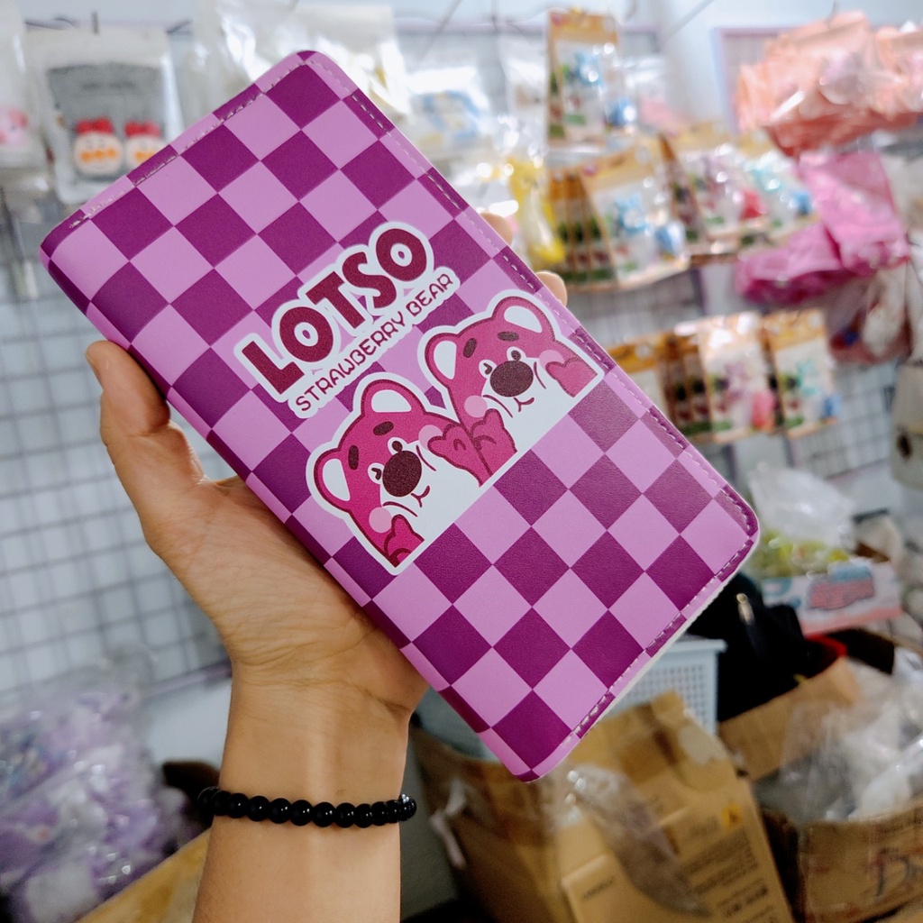 Bóp ví dài ví hình chữ nhật Da Pu hoạ tiết Gấu Dâu lotso hồng đáng yêu