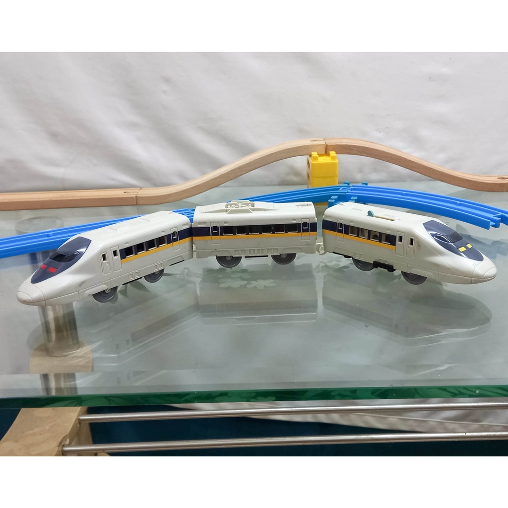 90% Đồ chơi Mô hình Xe điện chạy đường ray CHÍNH HÃNG TOMY made in Thailand