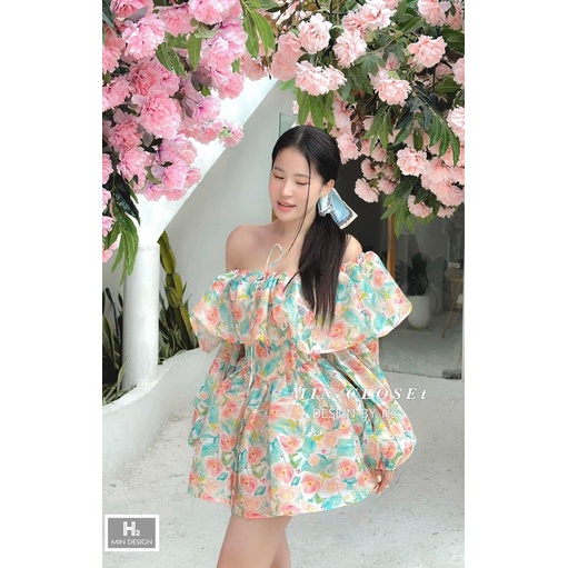 Set Jum hoa trễ vai xinh xắn