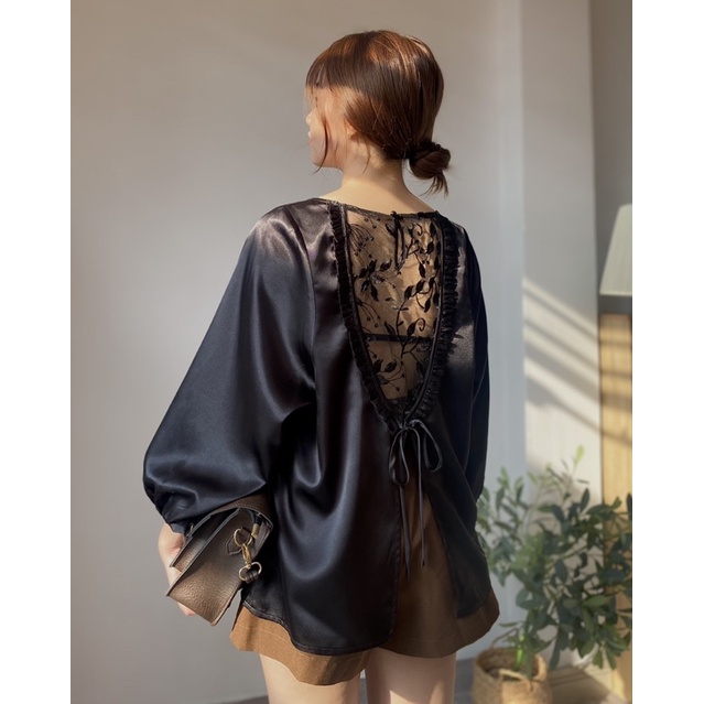 Áo phối ren lưng