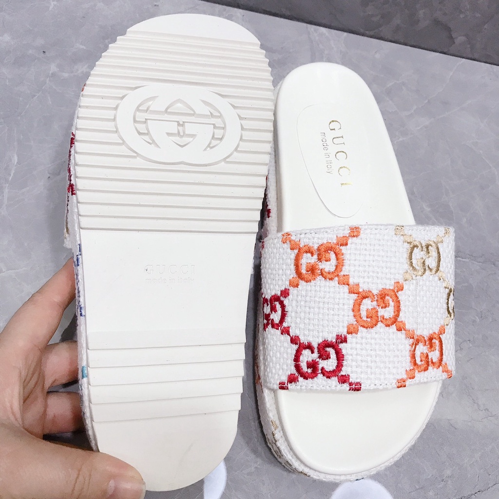 Dép lê đế kép hàng quảng châu đẹp đỉnh. lên chân sang chảnh. FORM TO LÙI 1 SIZE.