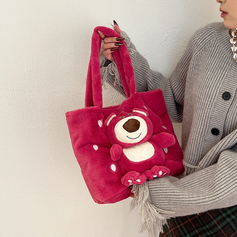 Túi tote Gấu Dâu nhồi bông khóa bấm dễ thương, Túi xách đeo vai nữ Gấu Lotso trendy _ Ting Ting