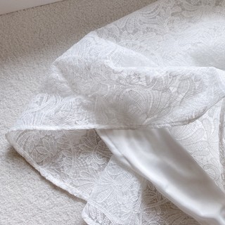 ĐẦM MAXI REN TRỄ VAI