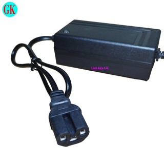 Sạc bình phun thuốc sâu 12V điện tử