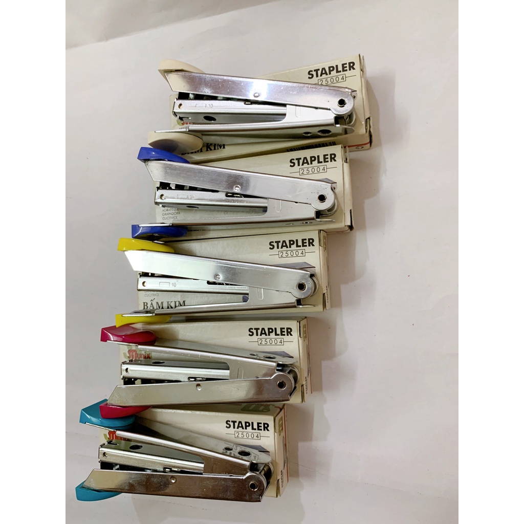 Bấm kim số 10  thân sắt Munix 25004