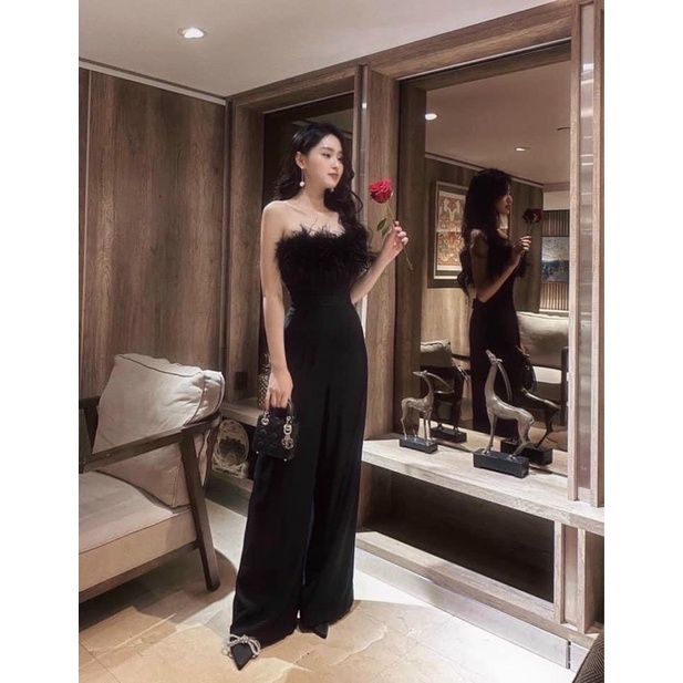 🛍 Jumpsuits 🛍 Jum cúp ngực body phối lông vũ ngắn , dáng quần ống loe rộng , đi chơi đi tiệc rất sang trọng