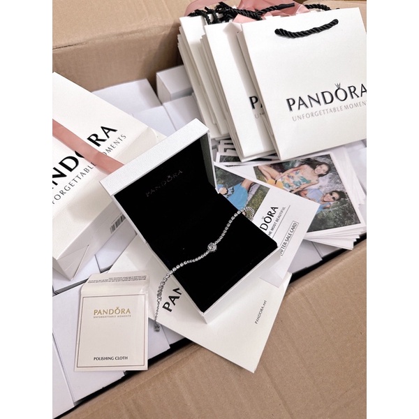 Vòng tay pandora đá hình tròn sáng cực đẹp