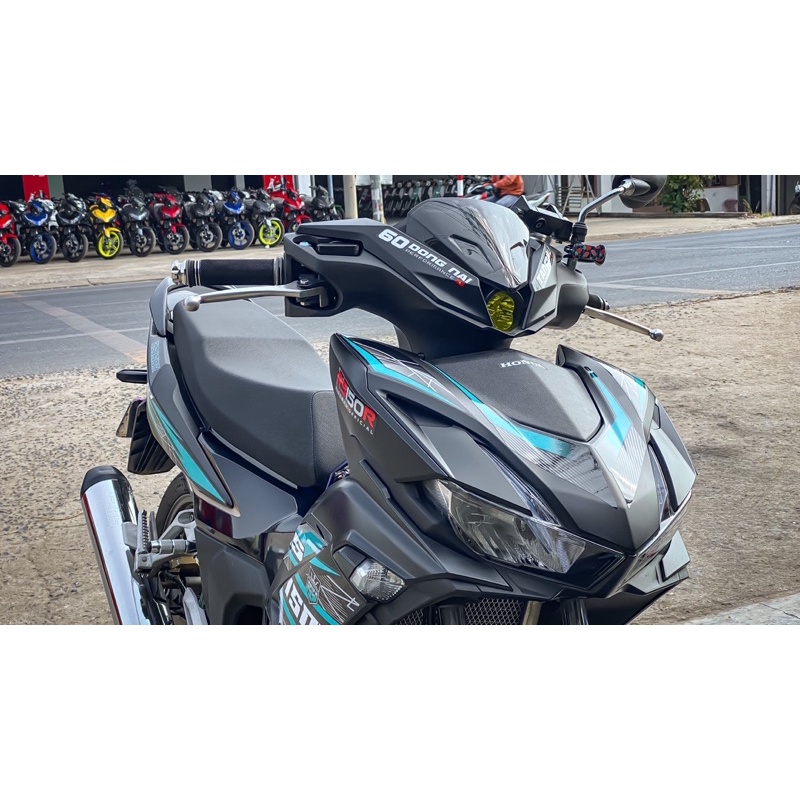 Tem Rời Winner X V3 siêu nét dán cho xe màu đen