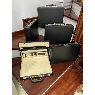 CẶP DA KHÓA SỐ DOANH NHÂN.