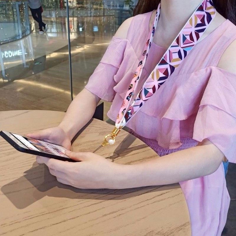 Khăn Choàng Cổ Lụa Bản Rộng Đính Ngọc Trai Nhân Tạo Cho Điện Thoại