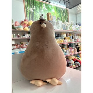 Gấu ôm gà con dễ thương