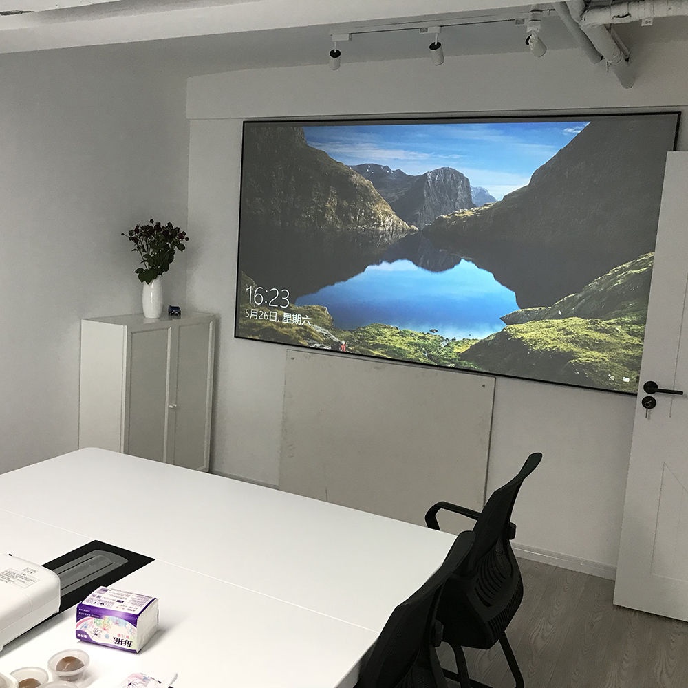 Màn chống sáng 92/100/110/120/150 inch khung kim loại siêu hẹp hình máy chiếu HD gia đình