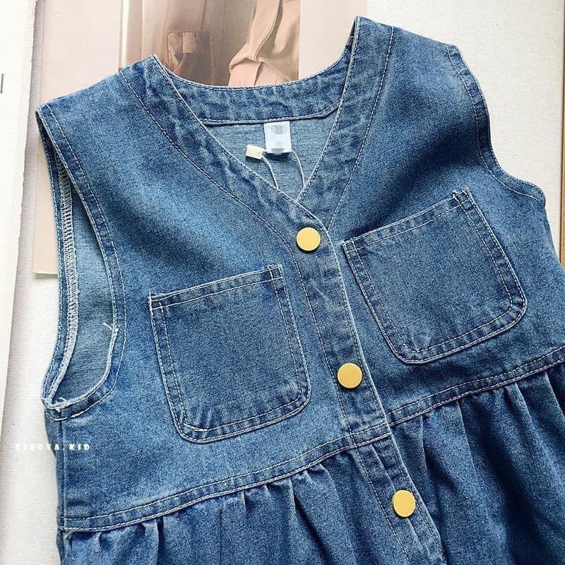 Váy cho bé gái, váy jean sát nách cúc cài thật cho bé size 10-28kg