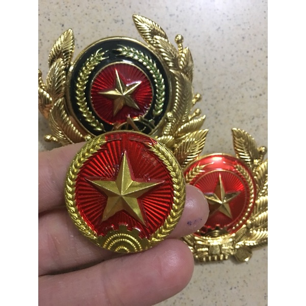Sao gắn mũ