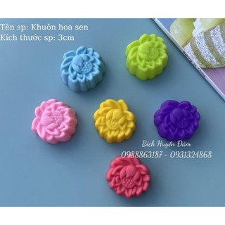Khuôn silicon cupcake hoa sen 5cm, 3cm (set 10 khuôn)