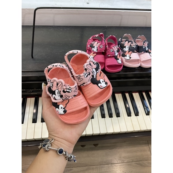 Sandal Xốp Cho Bé Gái Siêu Nhẹ Siêu Bền Size từ18- 29 cho bé từ 3 Tháng