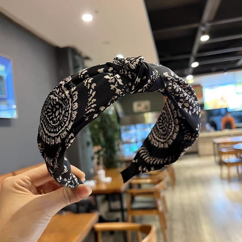 Bờm cài tóc cao cấp bản to họa tiết trắng đen cá tính