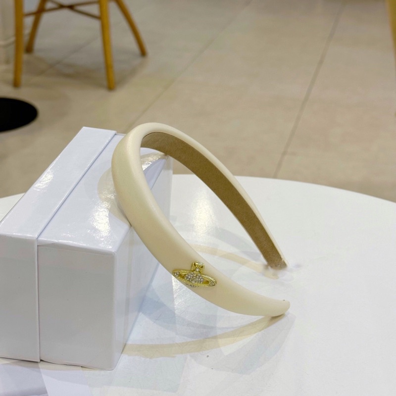 Bờm cài tóc gắn charm xinh xắn