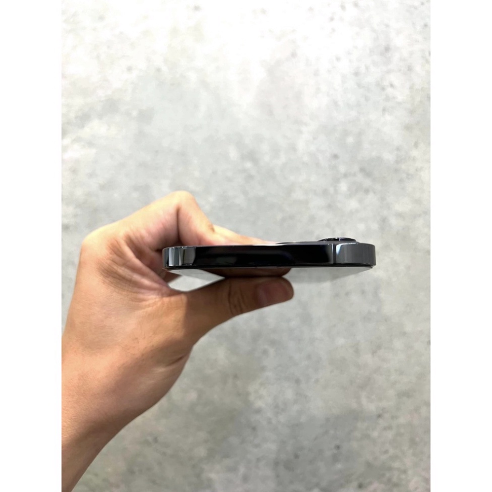 Điện thoại 12 PRM- Máy chính hãng còn mới 94% bản đẹp k tì vết- Tặng kèm sạc và tai nghe- Bảo hành 12 tháng SW1 | BigBuy360 - bigbuy360.vn