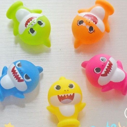 Set 5 Con Rối Ngón Tay Hình Cá Mập Mềm Mại Dành Cho Bé Chơi Khi Tắm