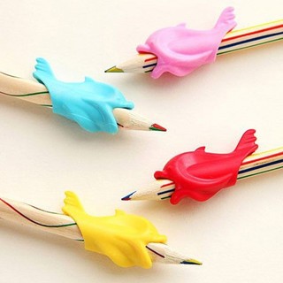 Đệm cầm bút cá heo, định vị cầm bút cho bé tập viết