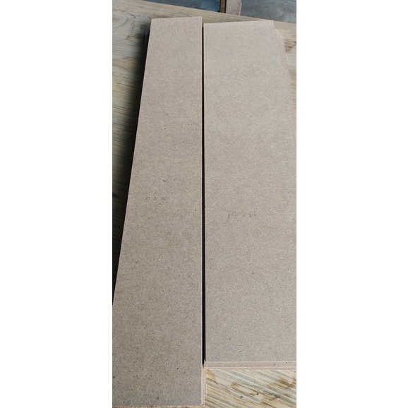 Ván MDF 4mm  dùng làm kệ trang trí, mô hình,