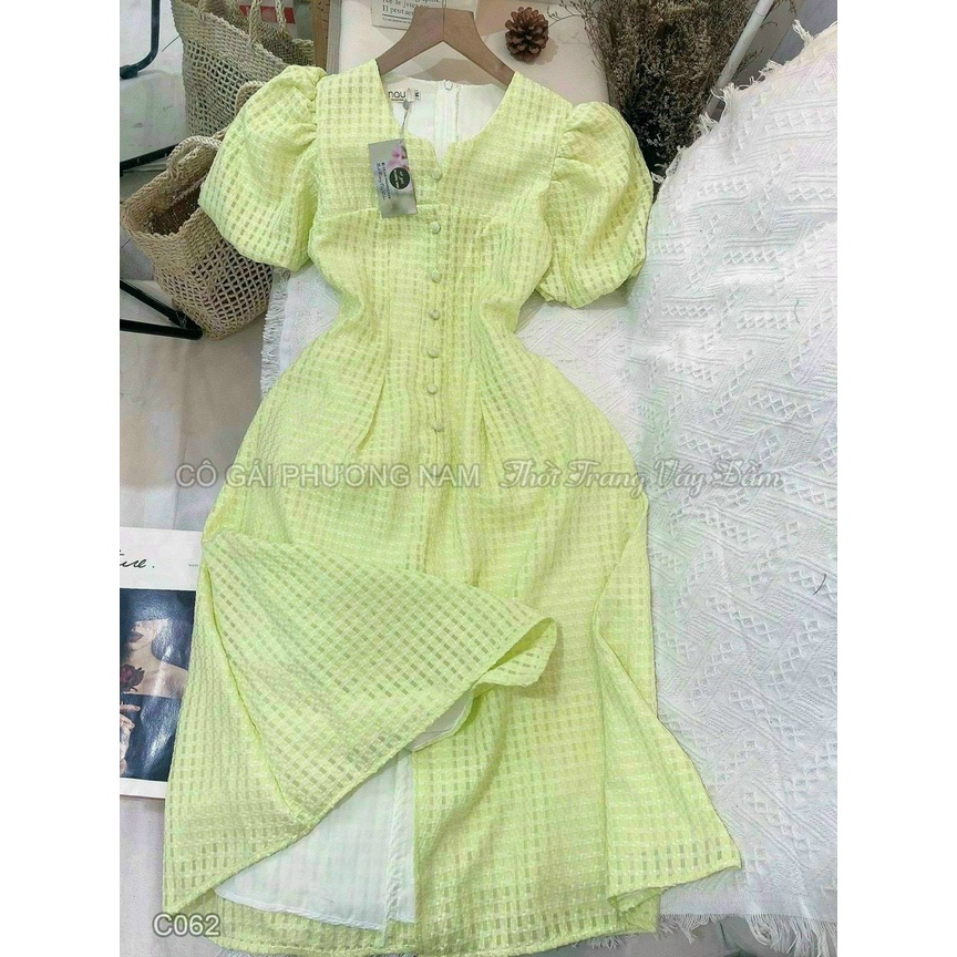 Đầm Xô Tay Ngắn Cổ Tròn Chữ V Đính Nút From Xòe 3 Màu Hai Lớp Sẻ Tà