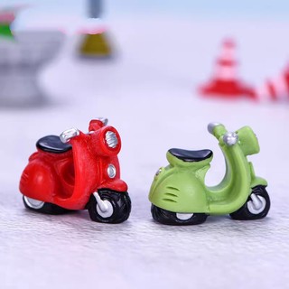 Mô hình xe máy cổ màu đỏ M2037
