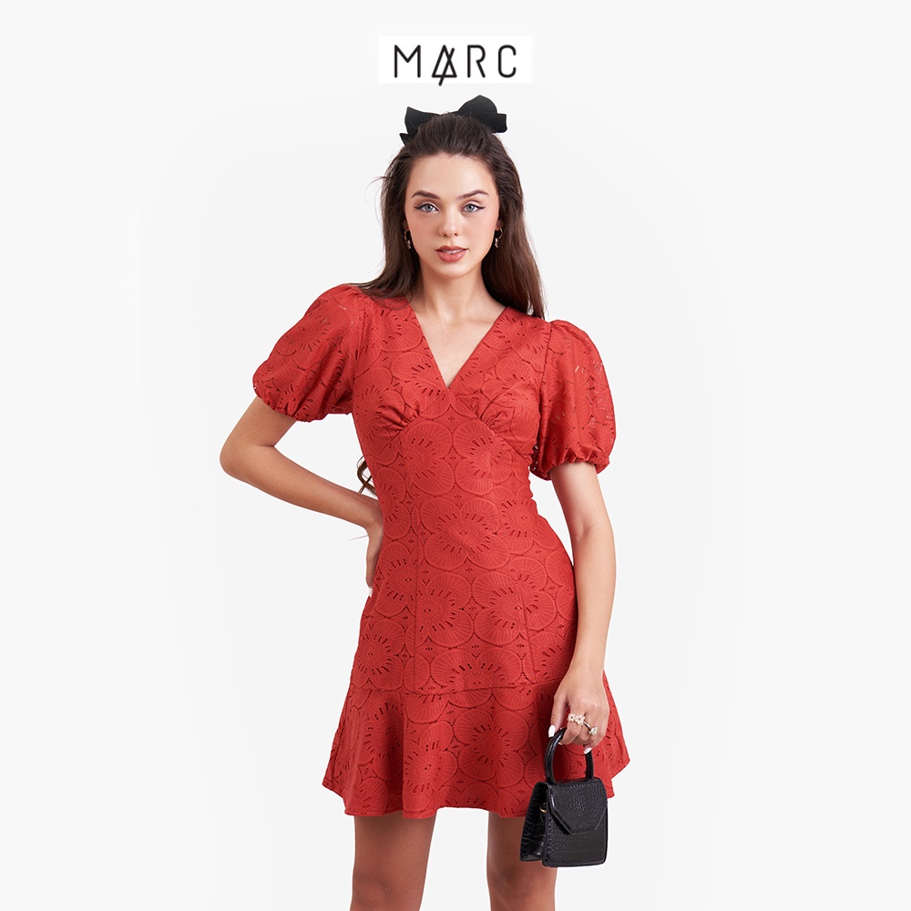 Đầm mini nữ MARC FASHION cổ tim rã ngực tay phồng CBLH020423