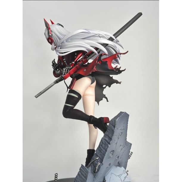 Mô Hình Nhân Vật Lucia Crimson Abyss 26Cm