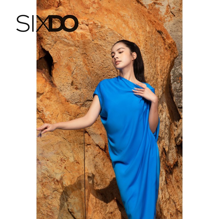 Đầm lụa midi xẻ tà sườn thời trang SIXDO (Split-side Midi Silk Dress)