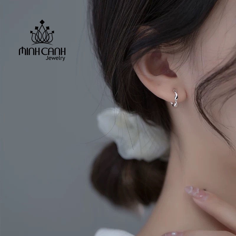 Khuyên Tai Bạc Xoắn Tròn Minh Canh Jewelry