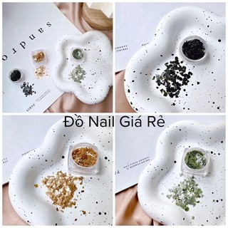 Khảm xà cừ, nhũ vảy cá trang trí móng