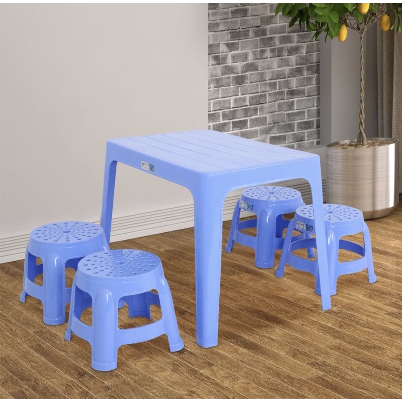 Ghế nhựa lùn tròn