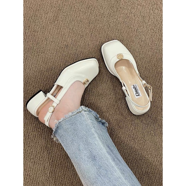 Giày cao gót đế bằng 4cm - Xăng đan nữ mũi vuông retro 2023