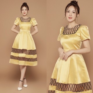Đầm Xoè Dự Tiệc Phi Mờ Phối Lưới Caro