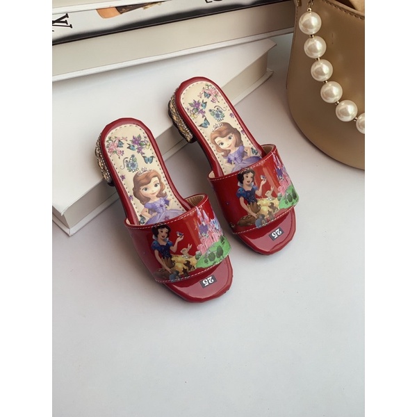 Dép lê trẻ em hoạ tiết gót đẹp