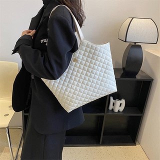 túi xách nữ ô trám siêu hot ( 2 màu đen trắng - sẵn)