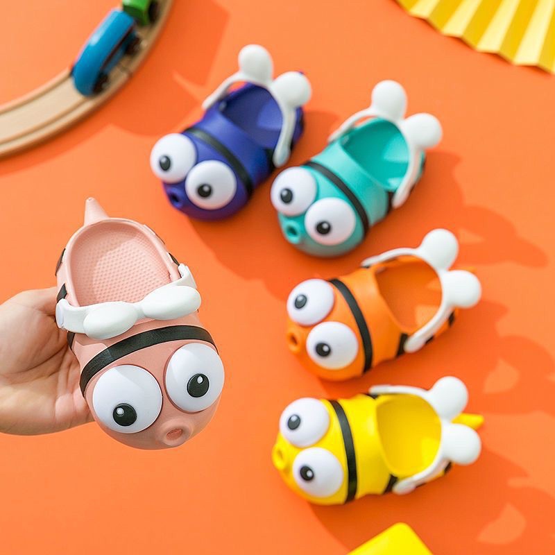 Dép sục hình con ong cho bé có quai hậu dễ thương đế chaos eva siêu nhẹ