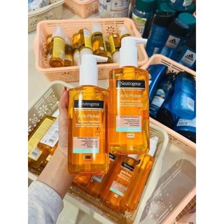 sữa rửa mặt Neutrogena