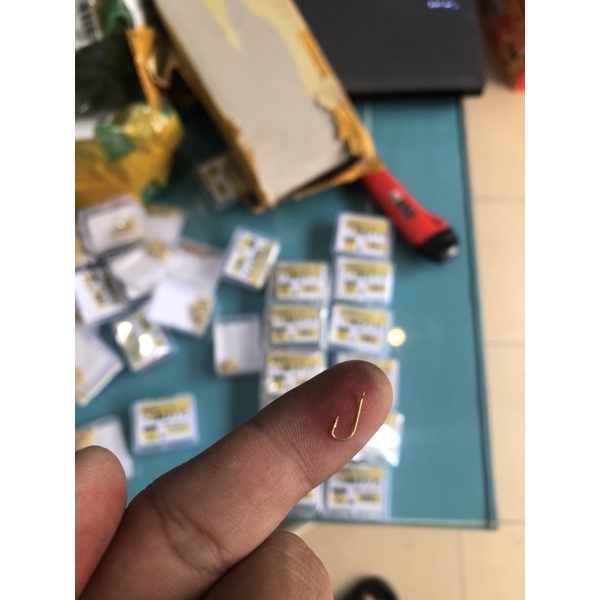 Lưỡi câu diếc có ngạnh, không ngạnh