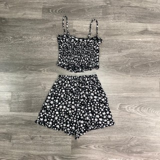 Set F21 Hoạ Tiết Hoa Cúc