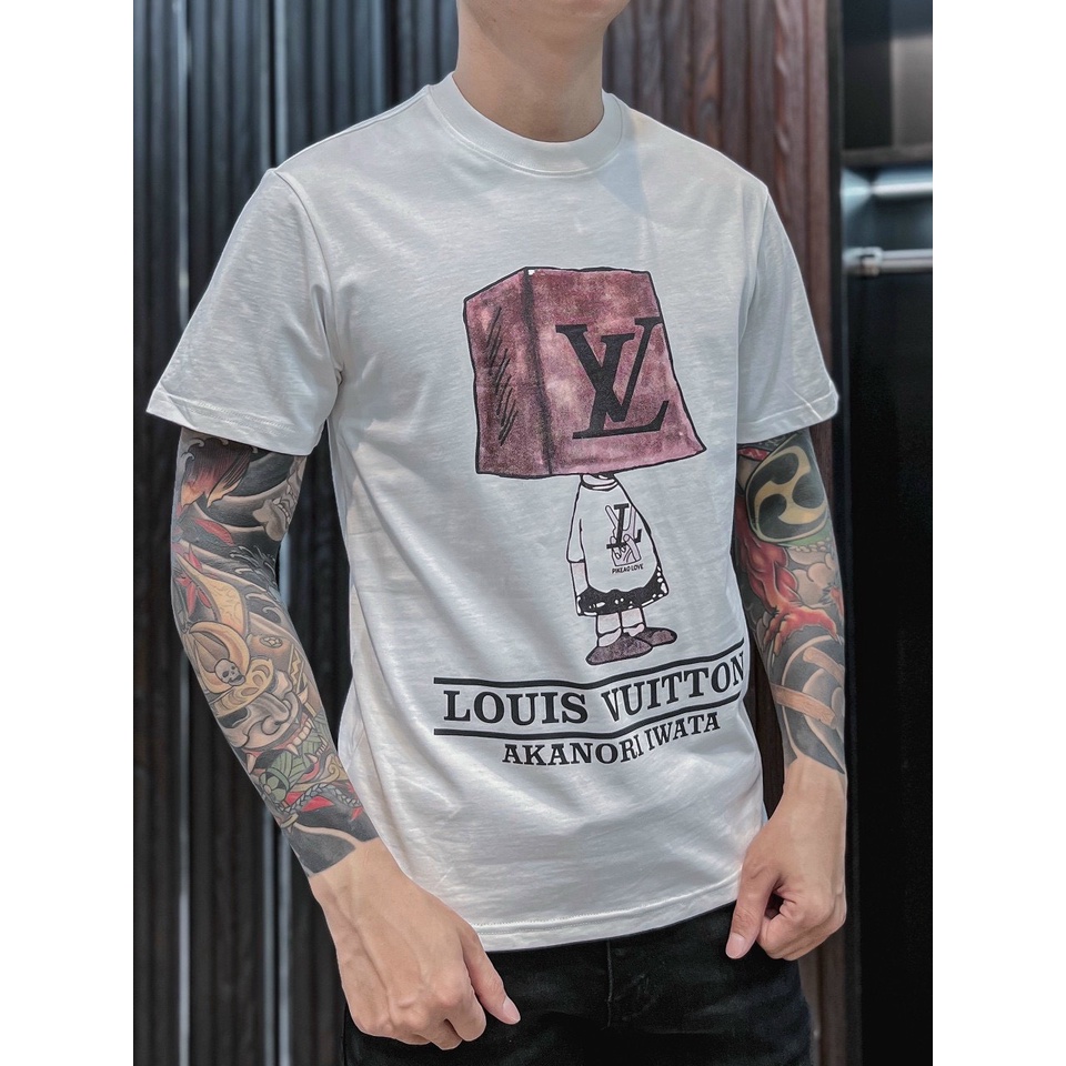 Áo Cộc Lou*sVuitton Nam Nữ Sẵn Tại Cừa Hàng