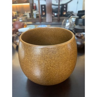 Ang đựng chén, rửa chén, đựng nước
