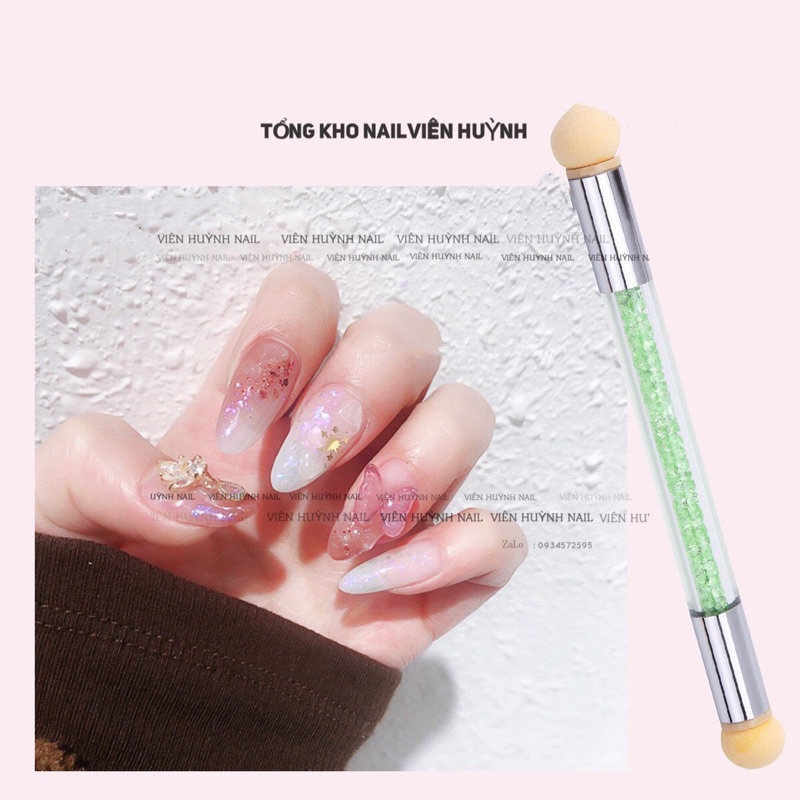 Bút dặm omber nail có bông mút 2 đầu - giúp tạo hiệu ứng omber nhanh tiện lợi