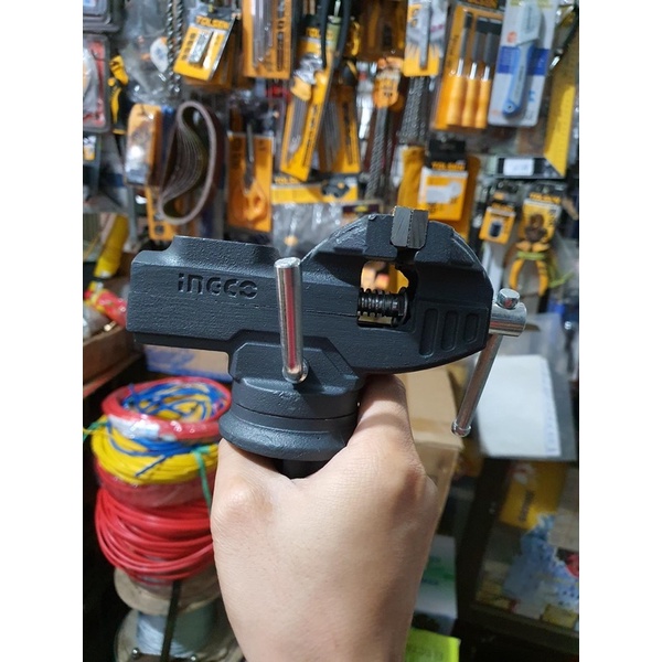 INGCO	Ê tô bàn 60mm HBV082