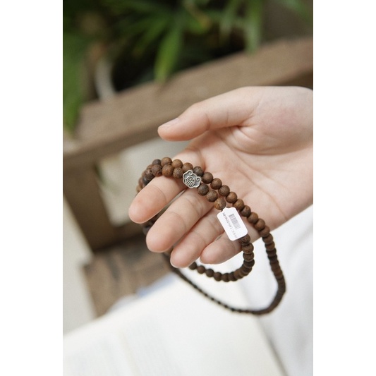 Chuỗi 108 hạt Trầm Rừng 6ly siêu đẹp