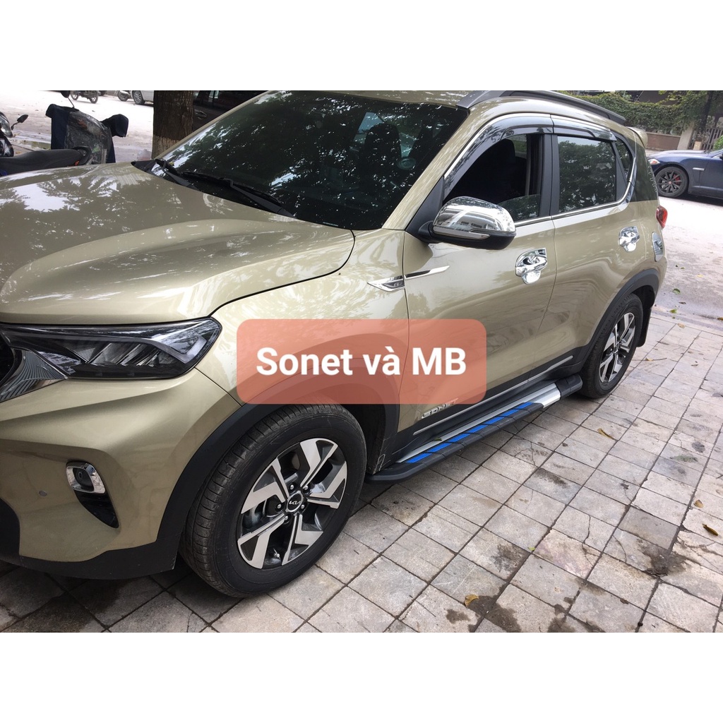 Bậc lên xuống, bệ bước chân Kia Sonet, khắc laser logo - hãng xe - số điện thoại mặt bậc. Siêu KM