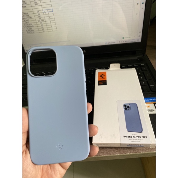 Ốp 13 promax Spigen silicon fit