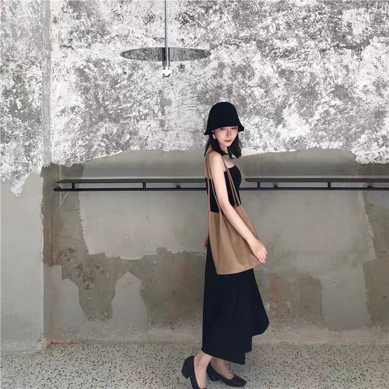 Váy Len Tăm 2 Dây Dáng Dài Chất Co Dãn Siêu Siêu Tôn Body Mix Đồ Dễ Mặc Cực Xinh